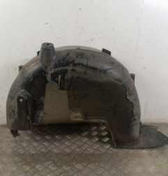 Pare boue arriere droit PEUGEOT 2008 1