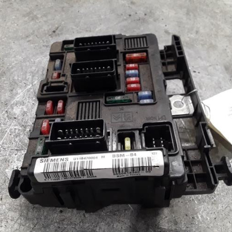 Boitier servitude moteur (BSM) PEUGEOT 1007 Boitier servitude moteur (BSM) PEUGEOT 1007
