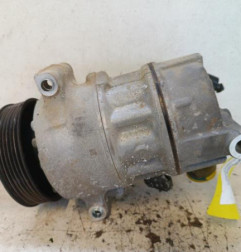 Compresseur clim VOLKSWAGEN POLO 5 Photo n°3