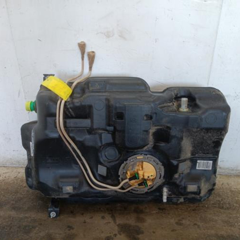 Reservoir essence MERCEDES CLASSE A 176 Reservoir essence MERCEDES CLASSE A 176
