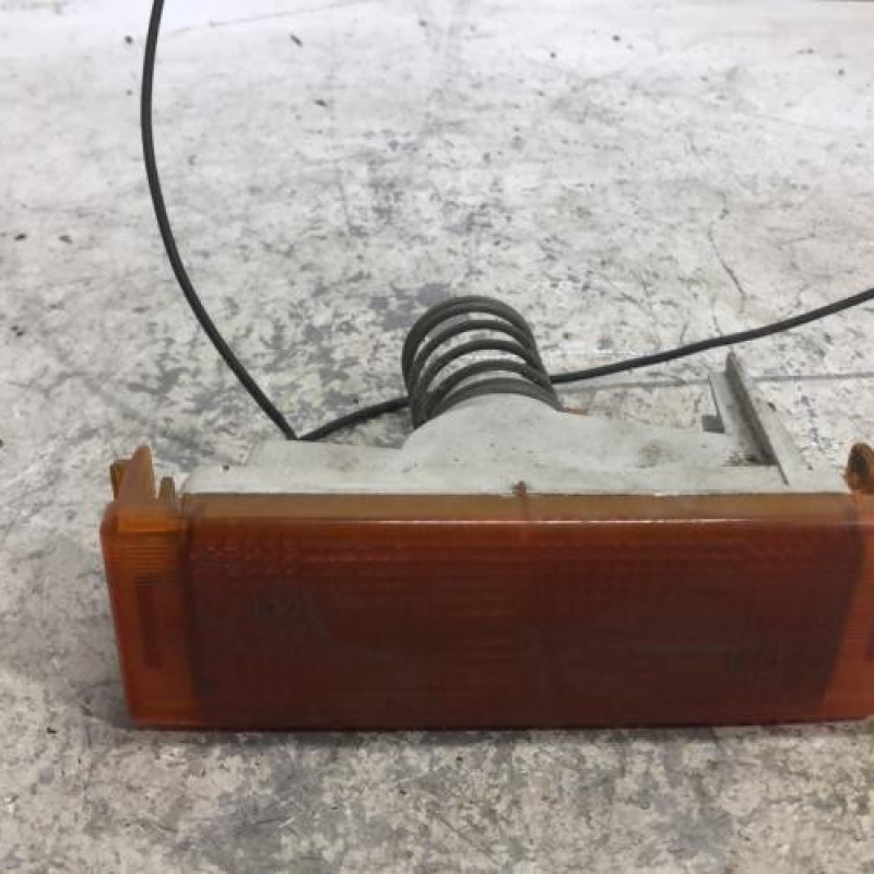 Repetiteur clignotant avant droit  (Feux) RENAULT R11