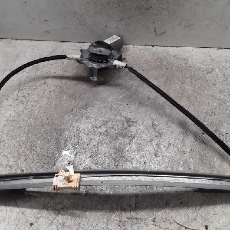 Leve vitre electrique avant gauche RENAULT CLIO 2