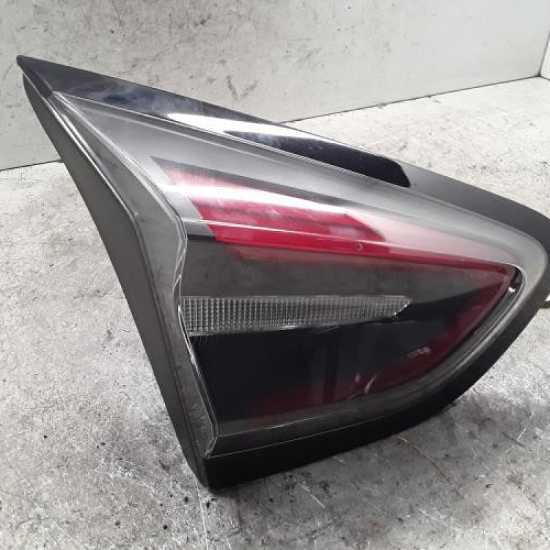 Feu arriere secondaire gauche (feux) FORD PUMA 2 Feu arriere secondaire gauche (feux) FORD PUMA 2