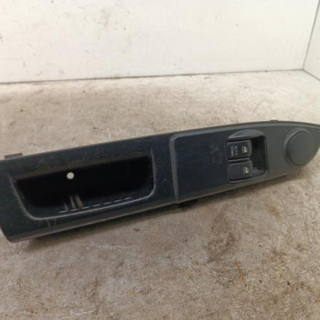 Interrupteur de leve vitre avant gauche HYUNDAI GETZ Photo n°1
