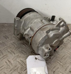 Compresseur clim MERCEDES CLASSE C 205 Photo n°4