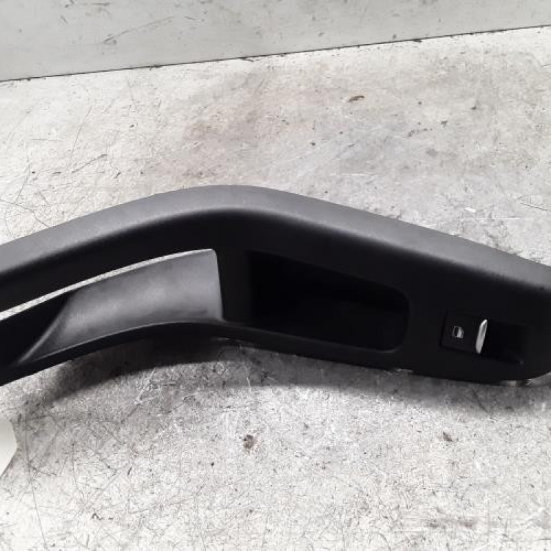 Interrupteur de leve vitre avant droit FORD PUMA 2
