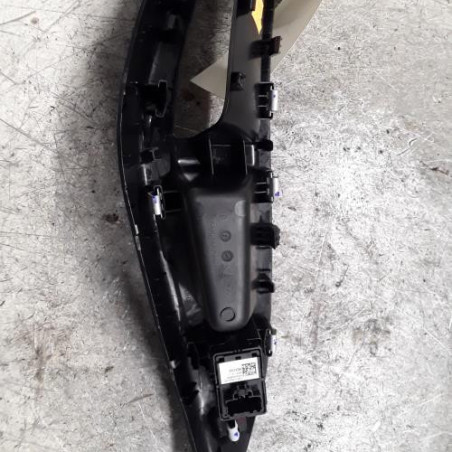 Interrupteur de leve vitre avant droit FORD PUMA 2