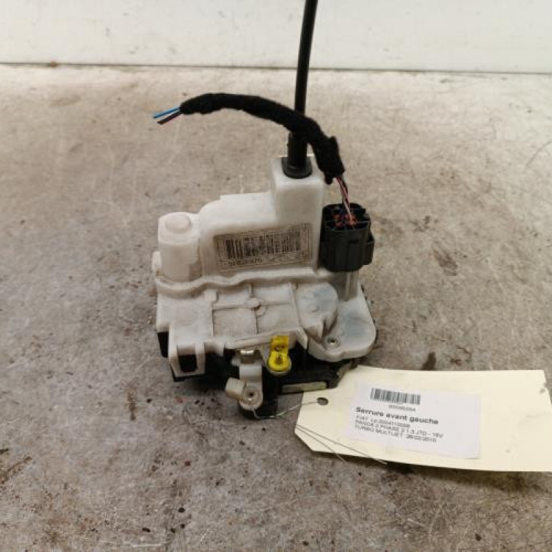 Serrure avant gauche FIAT PANDA 2 Serrure avant gauche FIAT PANDA 2