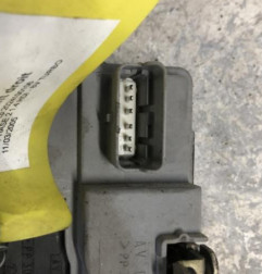 Serrure avant droit PEUGEOT 206