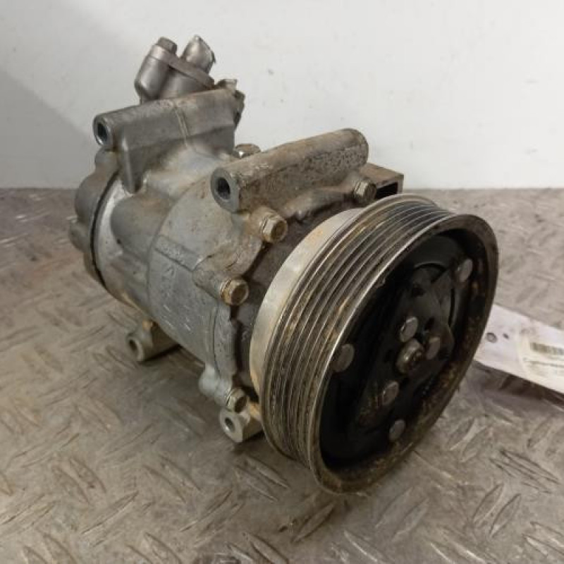 Compresseur clim RENAULT TWINGO 2 Compresseur clim RENAULT TWINGO 2