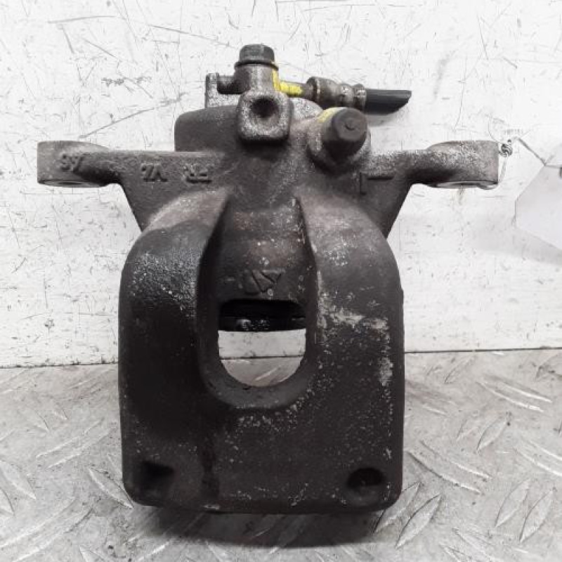 Etrier arriere gauche (freinage) NISSAN NAVARA NP300
