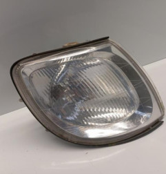 Optique avant secondaire droit (feux)(clignotant) HYUNDAI TRAJET Photo n°3