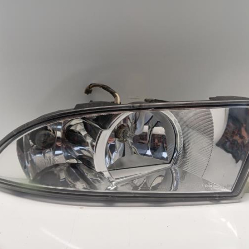 Anti brouillard gauche (feux) SKODA ROOMSTER Anti brouillard gauche (feux) SKODA ROOMSTER