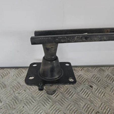 Renfort pare choc avant (traverse) PEUGEOT 5008 1