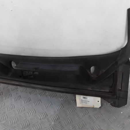 Baie de pare brise NISSAN NAVARA NP300