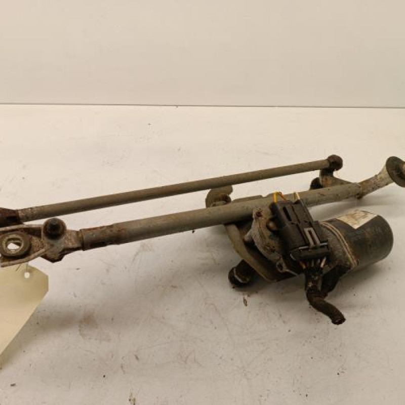 Moteur essuie glace avant OPEL CORSA C Moteur essuie glace avant OPEL CORSA C