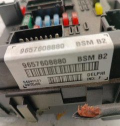 Boitier servitude moteur (BSM) PEUGEOT 206