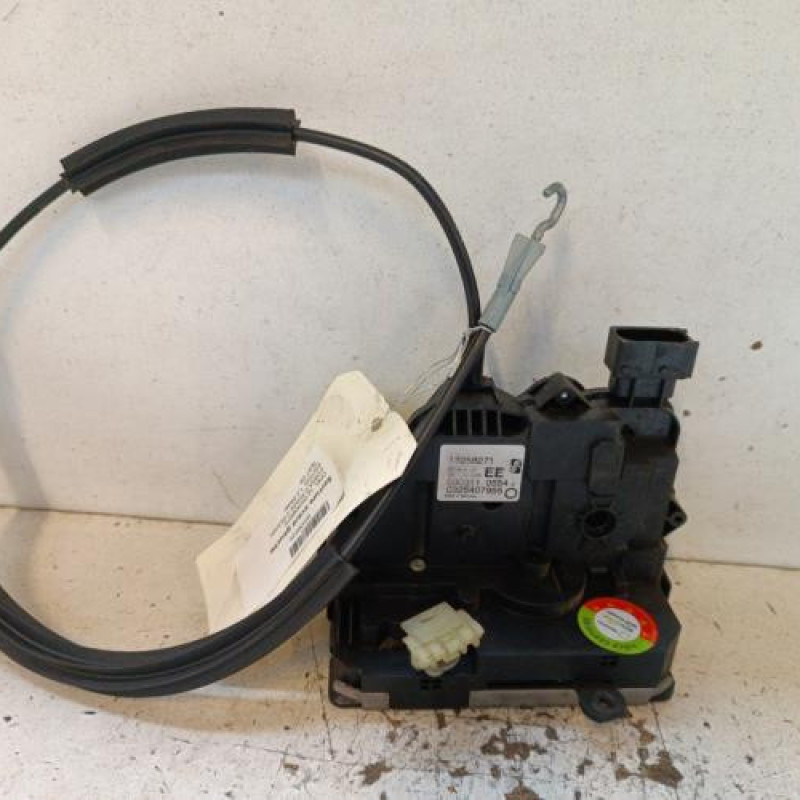 Serrure avant gauche OPEL CORSA D Serrure avant gauche OPEL CORSA D