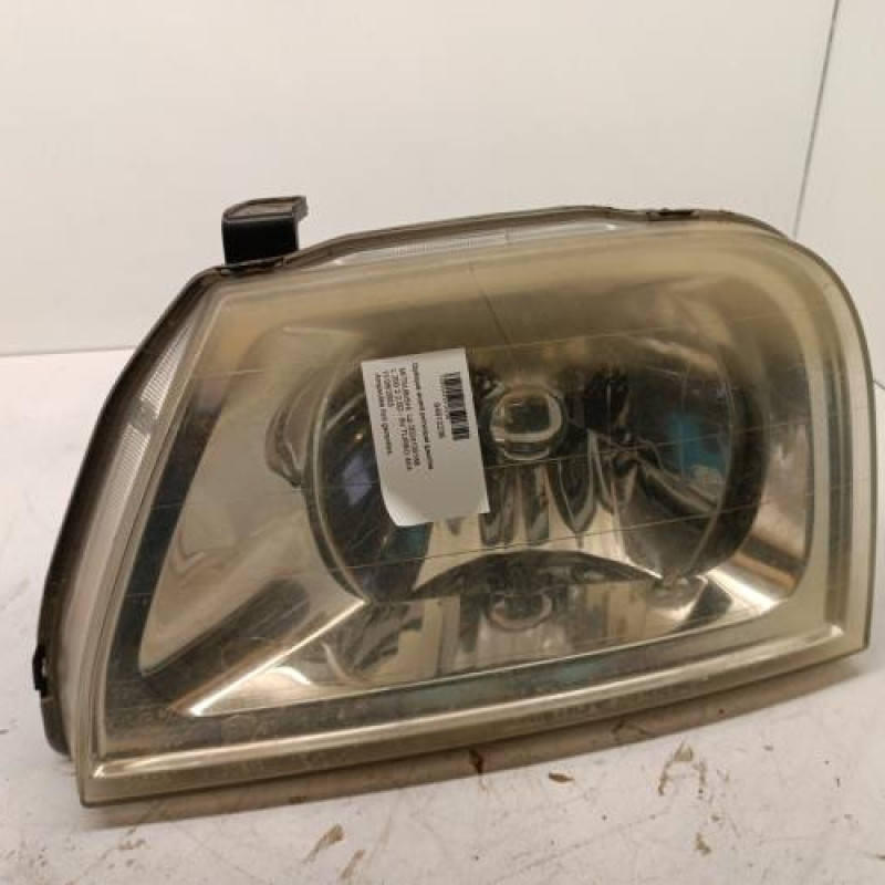 Optique avant principal gauche (feux)(phare) MITSUBISHI L 200 2