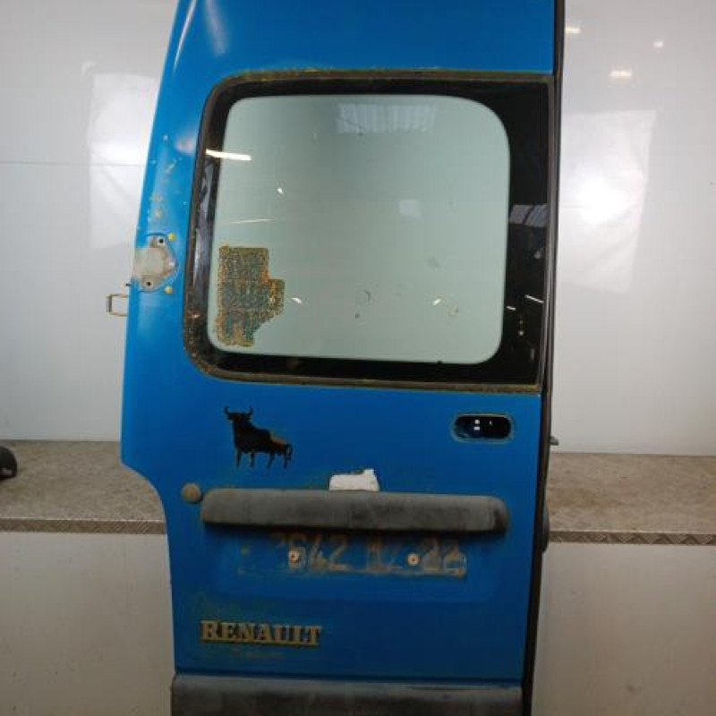 Porte de coffre gauche RENAULT MASTER 2 Porte de coffre gauche RENAULT MASTER 2