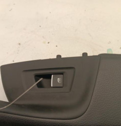 Interrupteur de leve vitre arriere droit VOLKSWAGEN PASSAT 7