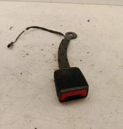 Attache ceinture avant gauche VOLKSWAGEN PASSAT 7