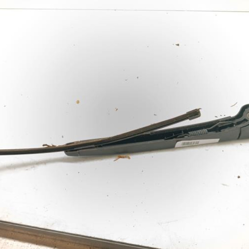 Bras essuie glace arriere VOLKSWAGEN PASSAT 7 Bras essuie glace arriere VOLKSWAGEN PASSAT 7