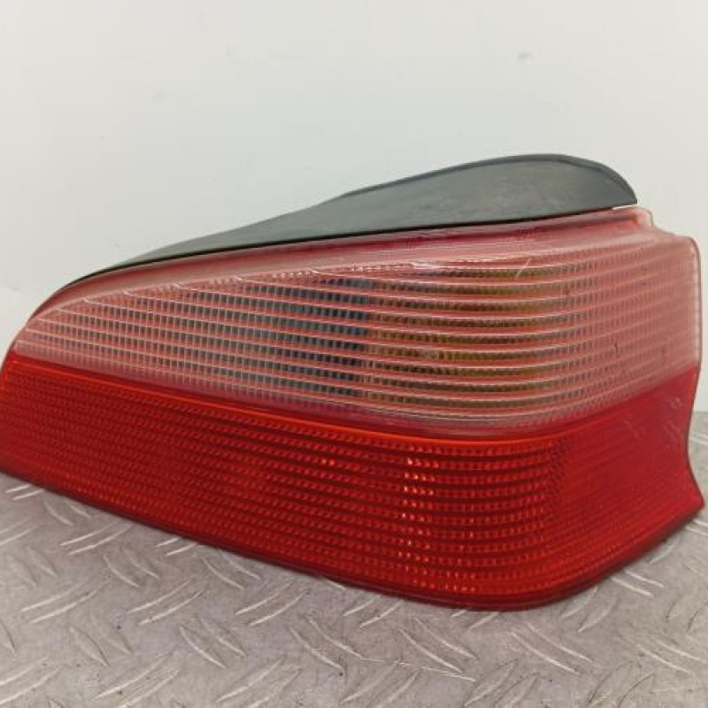 Feu arriere principal droit (feux) PEUGEOT 106