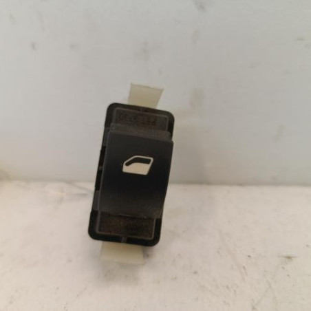 Interrupteur de leve vitre arriere gauche PEUGEOT 508 1 SW Photo n°1
