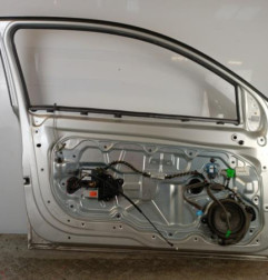 Porte avant gauche VOLVO C 30 Photo n°3