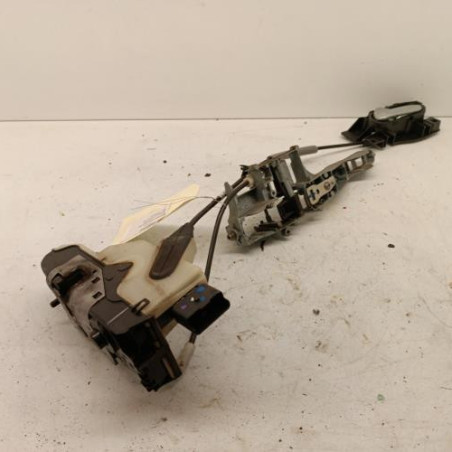 Serrure avant gauche PEUGEOT 208 1