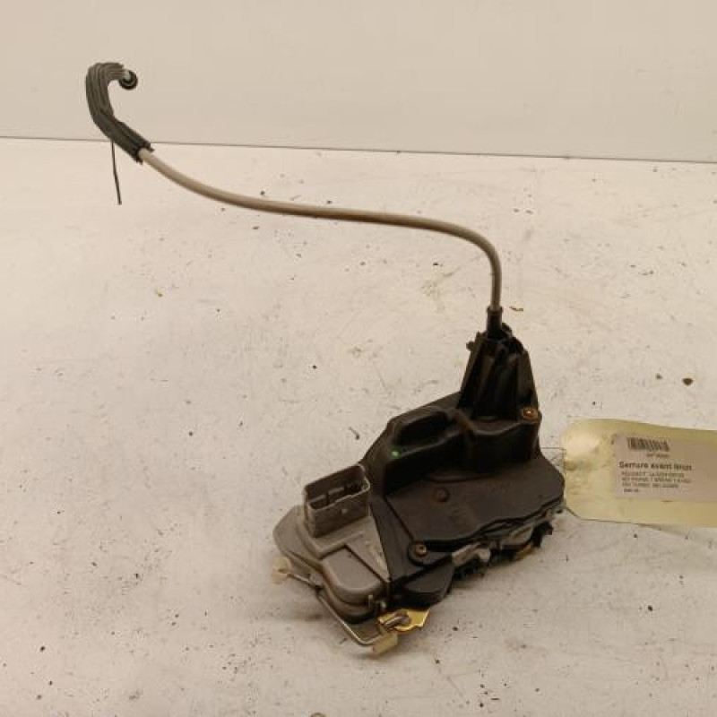 Serrure avant droit PEUGEOT 307