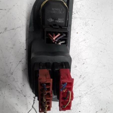 Interrupteur de leve vitre avant gauche RENAULT MEGANE 1