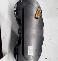 Compteur PEUGEOT 5008 1