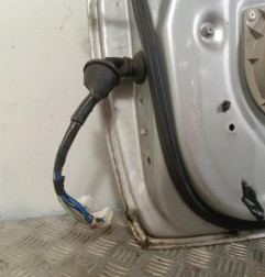 Porte avant droit TOYOTA YARIS 1 Photo n°7