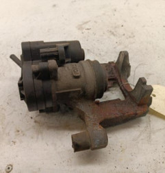 Etrier arriere droit (freinage) VOLKSWAGEN PASSAT 7 Photo n°1