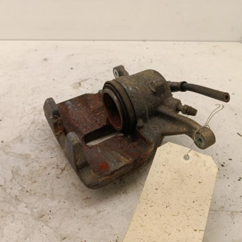 Etrier avant droit (freinage) VOLKSWAGEN PASSAT 7 Etrier avant droit (freinage) VOLKSWAGEN PASSAT 7