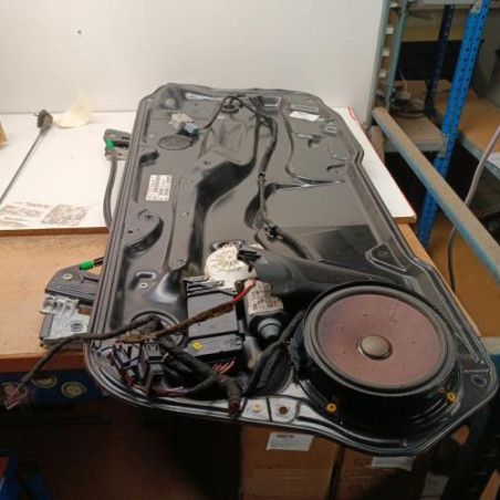 Leve vitre electrique avant droit VOLKSWAGEN GOLF 4 Photo n°1