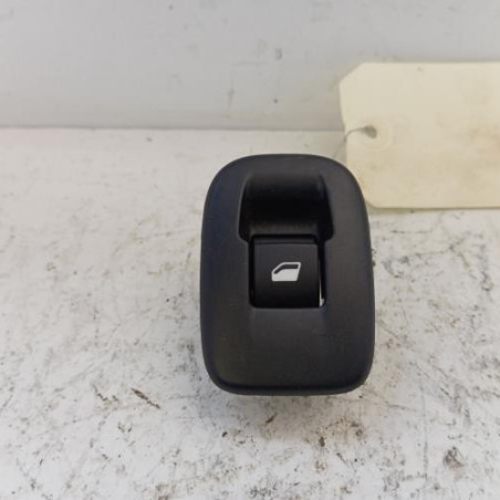 Interrupteur de leve vitre arriere droit PEUGEOT 208 1 Photo n°1