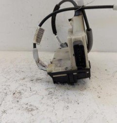 Serrure arriere droit PEUGEOT 208 1
