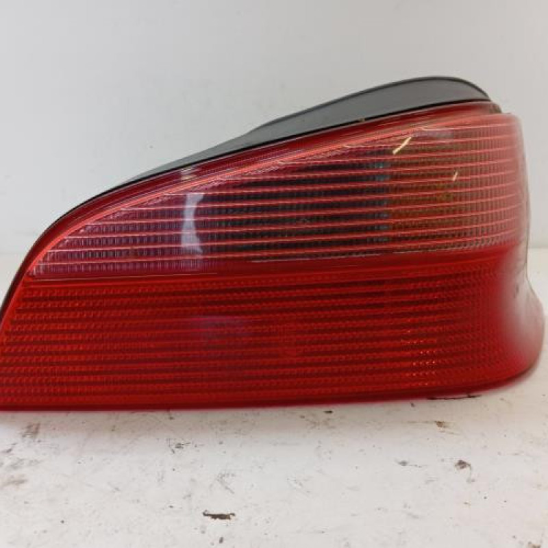Feu arriere principal droit (feux) PEUGEOT 106