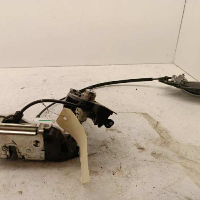 Serrure avant gauche CITROEN C3 1 Serrure avant gauche CITROEN C3 1
