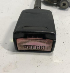 Attache ceinture avant gauche RENAULT MASTER 2