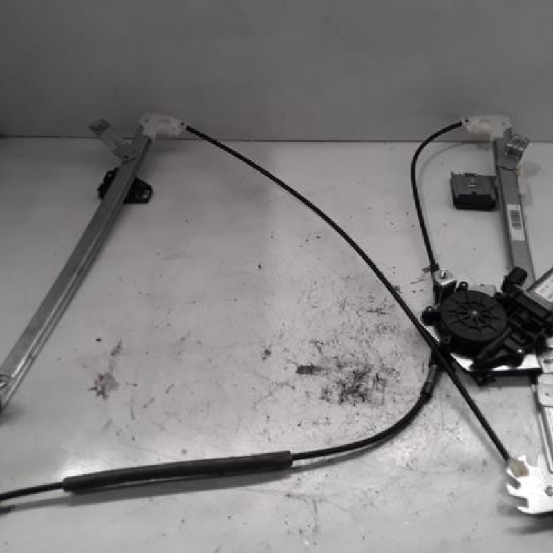 Leve vitre electrique avant droit PEUGEOT PARTNER 1