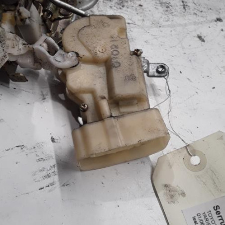 Serrure avant droit TOYOTA YARIS 1