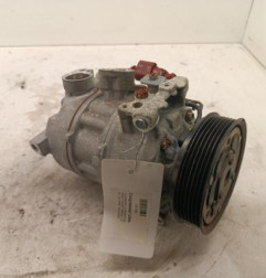 Compresseur clim VOLKSWAGEN PASSAT 7 Photo n°1