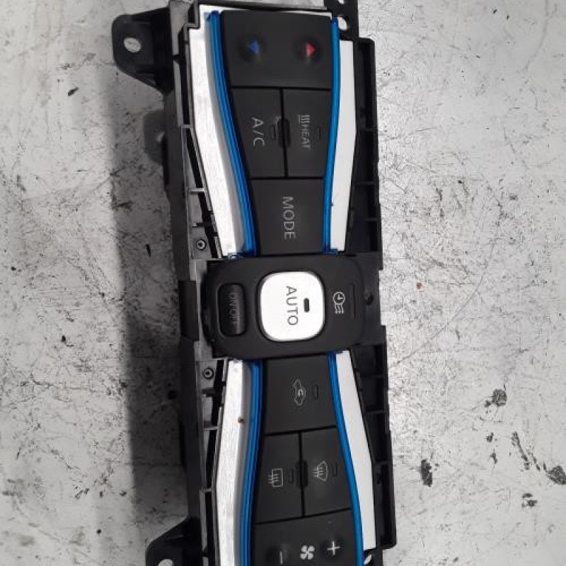 Commande chauffage NISSAN LEAF 1