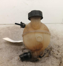 Vase d'expansion PEUGEOT 208 1