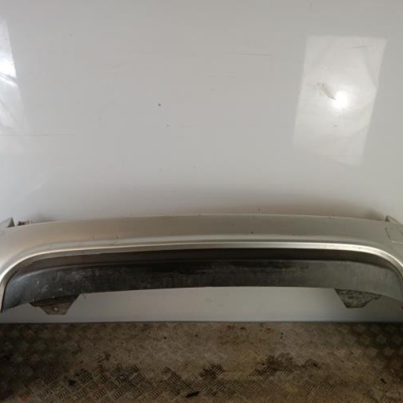 Pare choc arriere FORD FOCUS 2