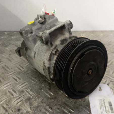 Compresseur clim AUDI A3 2 Photo n°1